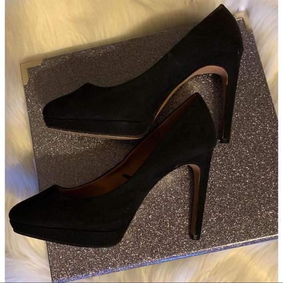 H & M . Heels - Picture 3 of 6